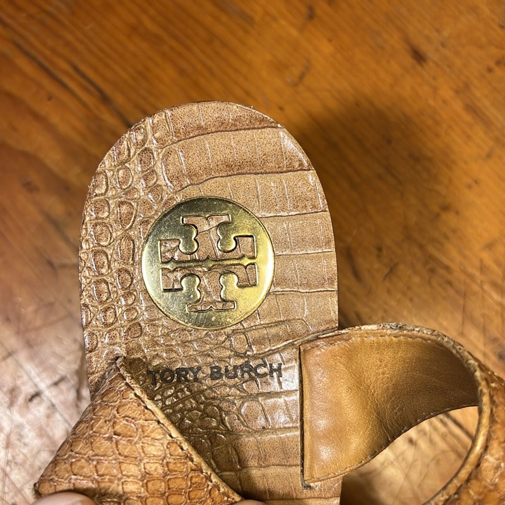 Tory Burch Snake/Python Print Cork Bed Leather We… - image 4